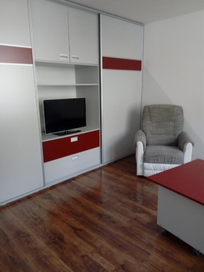 Apartman Spicak Jiretin pod Bukovou Bagian luar foto